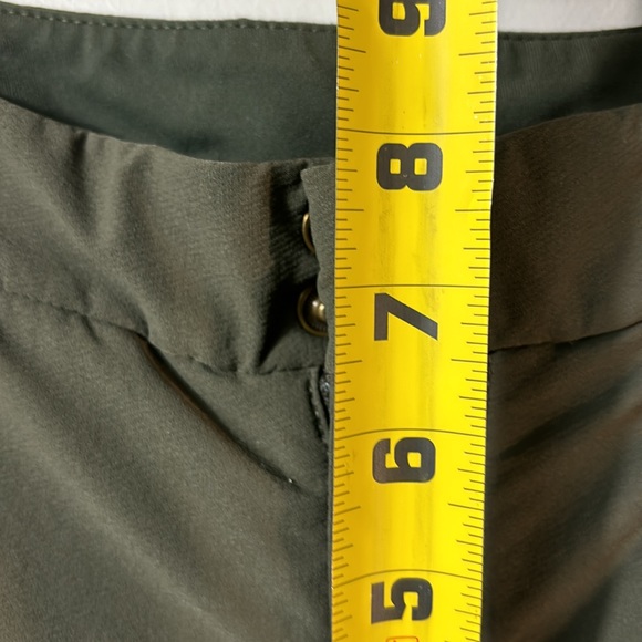 Athleta nylon pants with zippered pkts & ankle size 4. Ex. Cond. - Picture 8 of 10